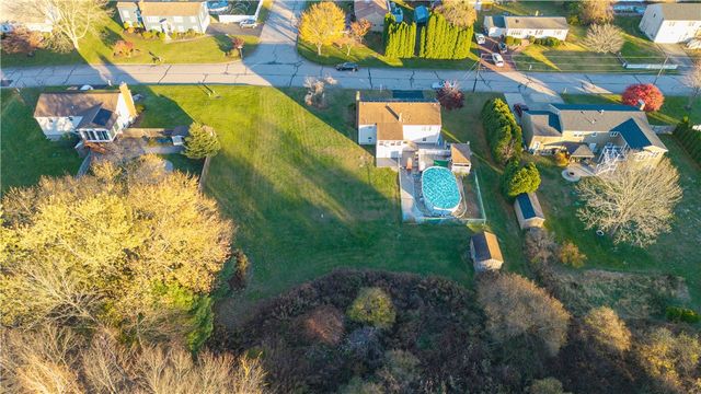 57 Mohawk Drive, Seekonk, MA 02771