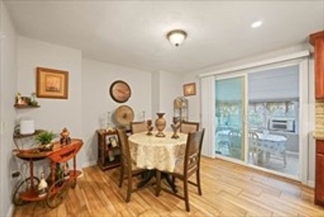 57 Mohawk Drive, Seekonk, MA 02771