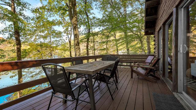 657 Natchez Lane, Sugar Grove, OH 43155