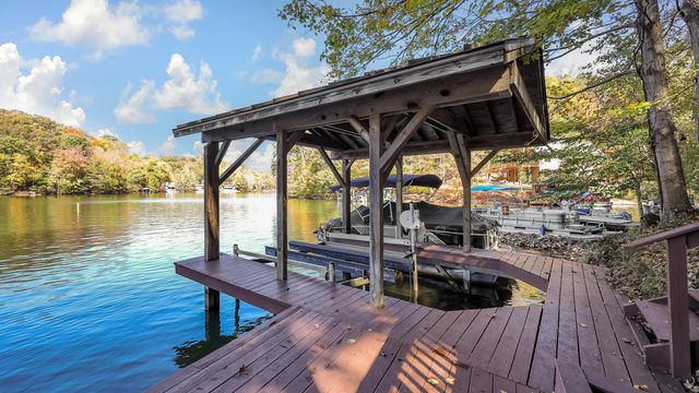 657 Natchez Lane, Sugar Grove, OH 43155