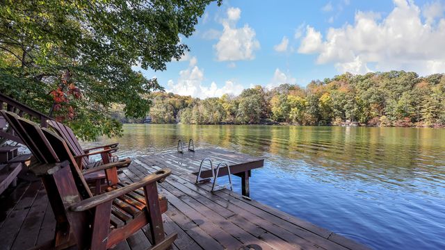 657 Natchez Lane, Sugar Grove, OH 43155