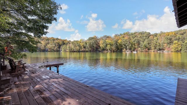 657 Natchez Lane, Sugar Grove, OH 43155