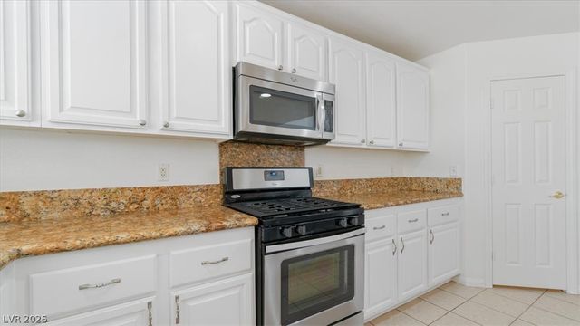 9570 Newton Grove Court, Las Vegas, NV 89148