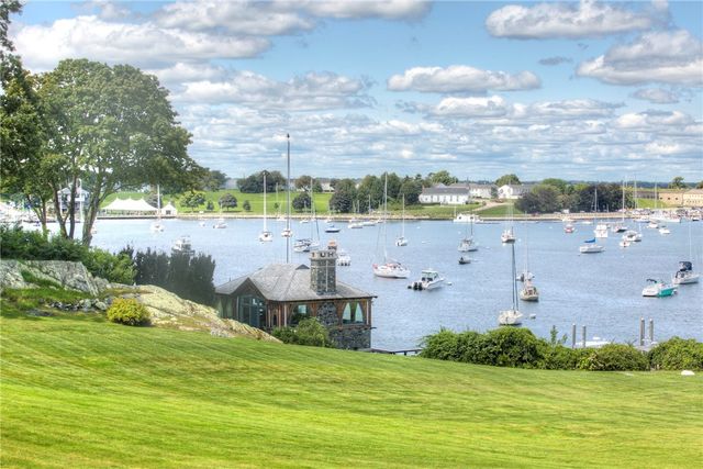 111 Harrison Avenue A6, Newport, RI 02840