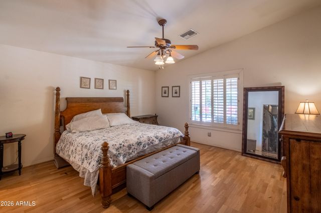 2242 W HAYWARD Avenue, Phoenix, AZ 85021