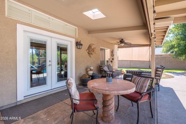2242 W HAYWARD Avenue, Phoenix, AZ 85021