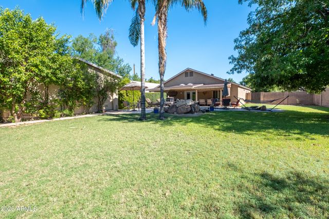 2242 W HAYWARD Avenue, Phoenix, AZ 85021