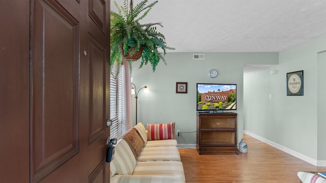 615 Carter Ln Apt D1, Conway, SC 29526