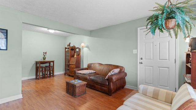 615 Carter Ln Apt D1, Conway, SC 29526