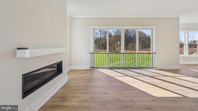 16504 GOLDEN CROWN DR, Upper Marlboro, MD 20774