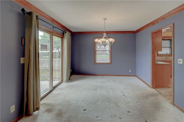 3711 NE Ellison Drive, Lee's Summit, MO 64064