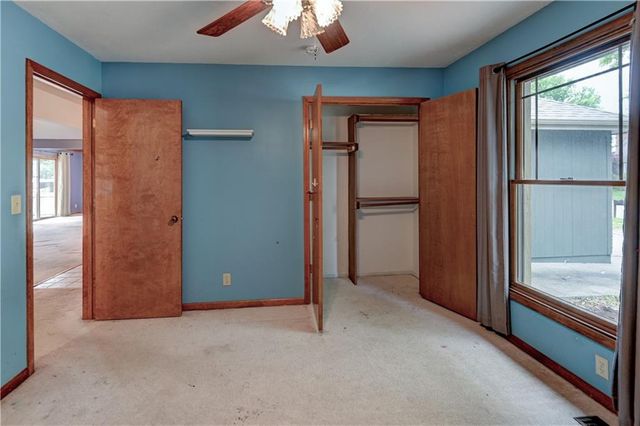 3711 NE Ellison Drive, Lee's Summit, MO 64064