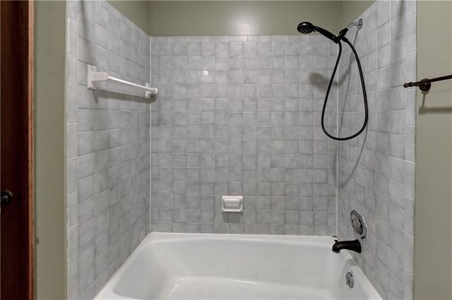 3711 NE Ellison Drive, Lee's Summit, MO 64064
