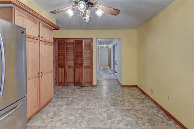 3711 NE Ellison Drive, Lee's Summit, MO 64064