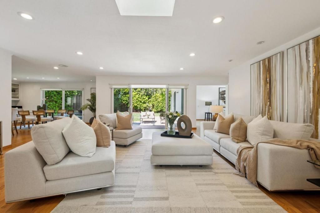 Image 12 of property listing at 680 Georgia Avenue, Palo Alto, CA 94306