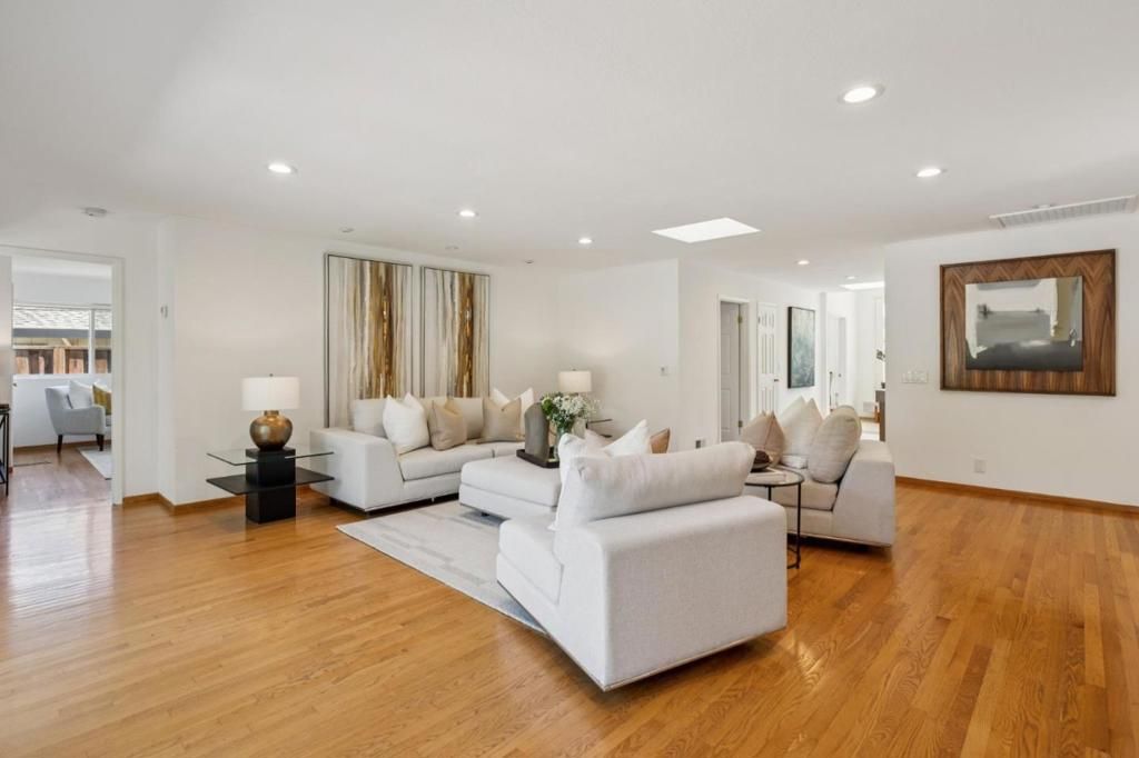 Image 15 of property listing at 680 Georgia Avenue, Palo Alto, CA 94306