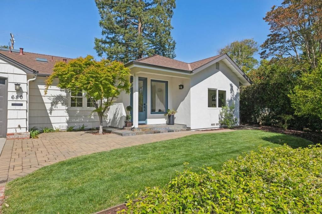 Image 3 of property listing at 680 Georgia Avenue, Palo Alto, CA 94306
