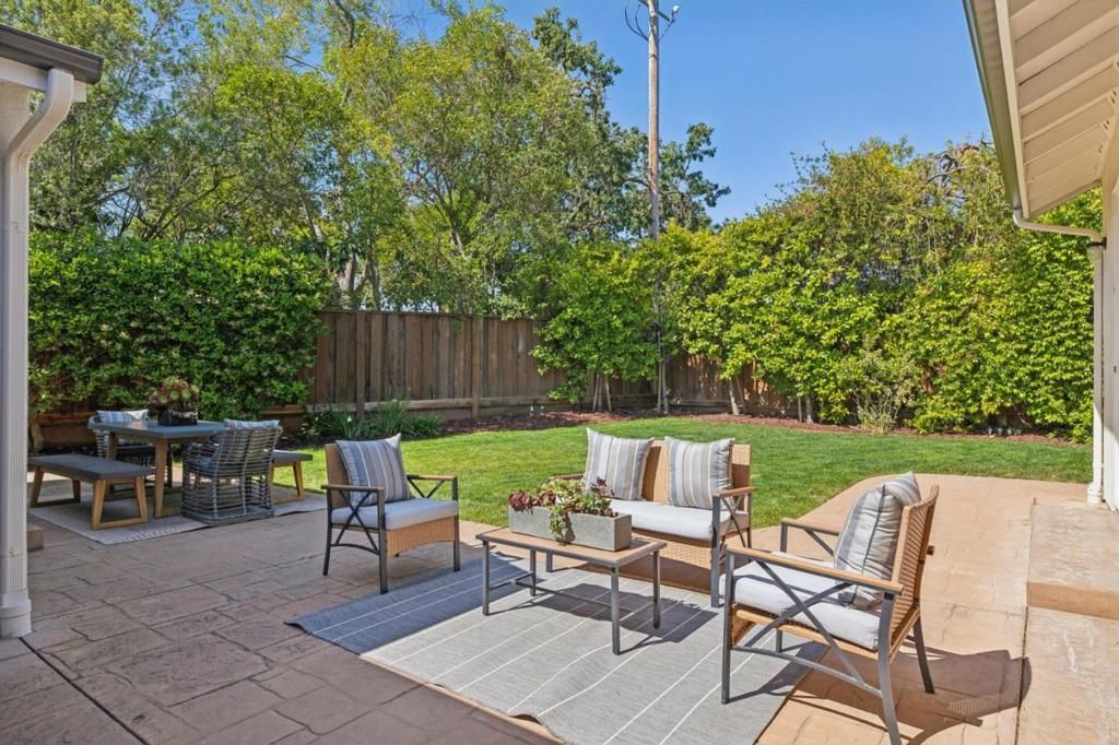 Image 5 of property listing at 680 Georgia Avenue, Palo Alto, CA 94306