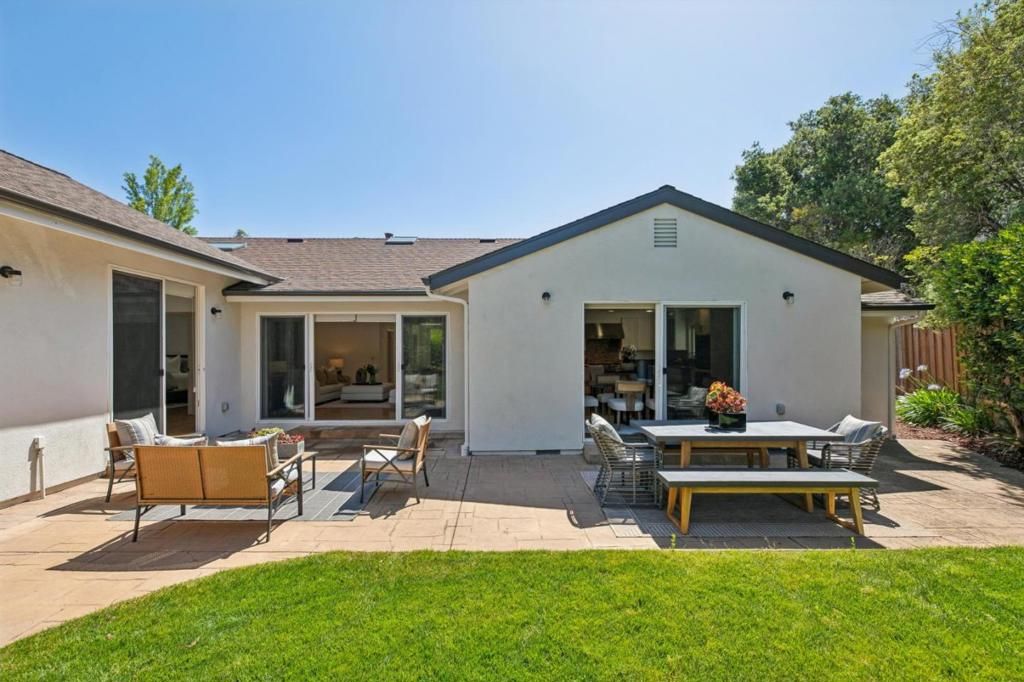 Image 6 of property listing at 680 Georgia Avenue, Palo Alto, CA 94306
