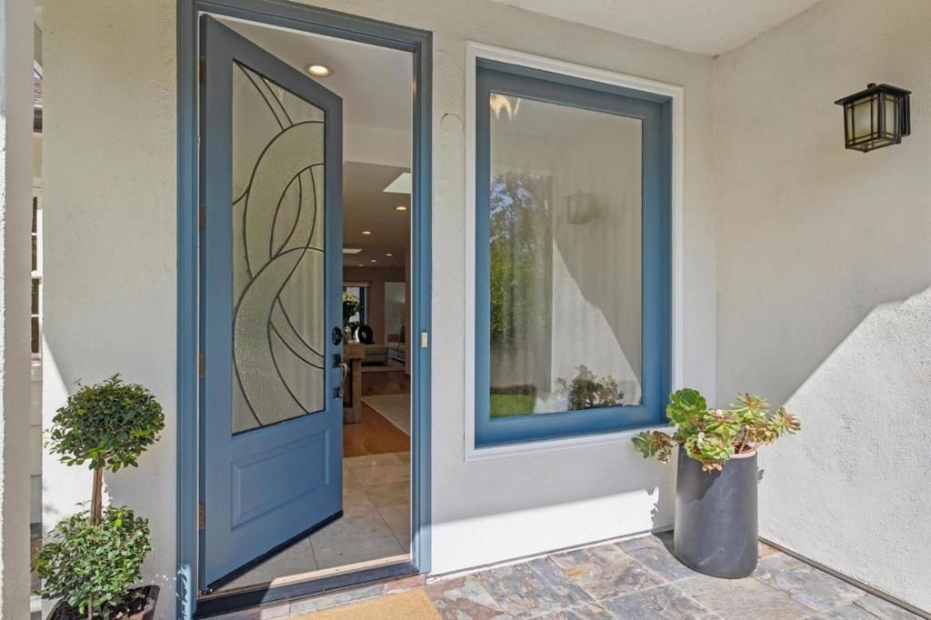 Image 9 of property listing at 680 Georgia Avenue, Palo Alto, CA 94306