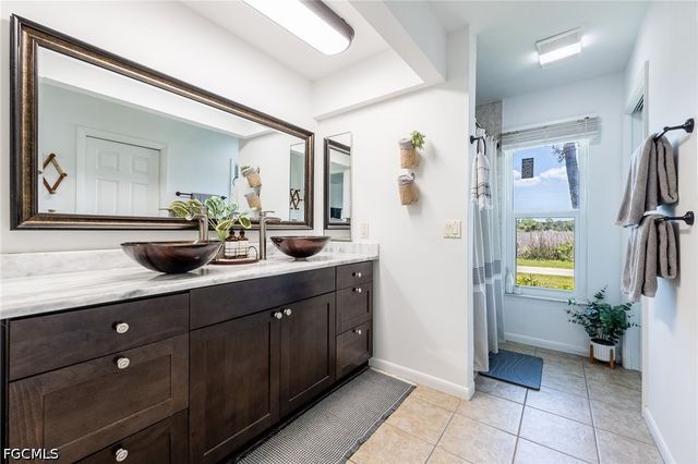 5060 Melaluca DR, Fort Myers, FL 33905