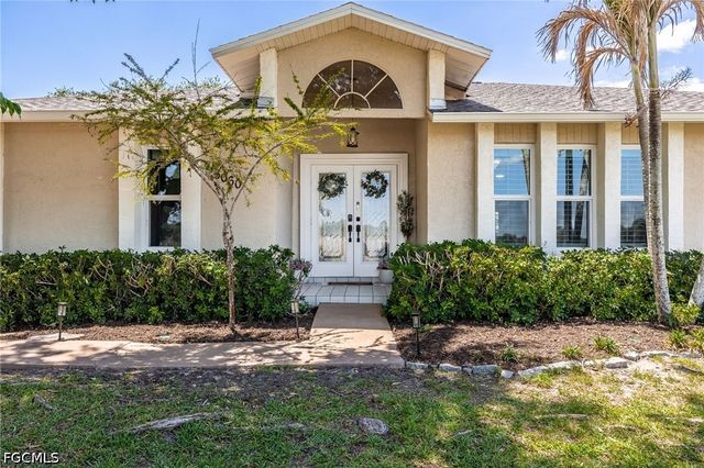 5060 Melaluca DR, Fort Myers, FL 33905