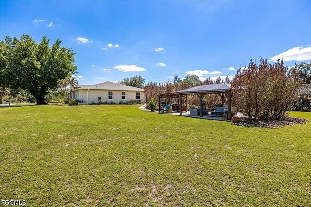 5060 Melaluca DR, Fort Myers, FL 33905