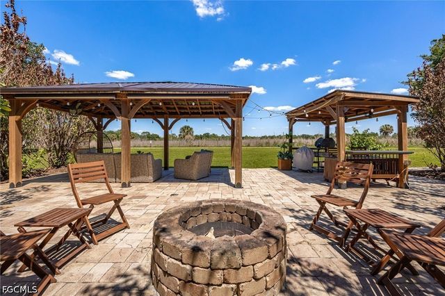5060 Melaluca DR, Fort Myers, FL 33905