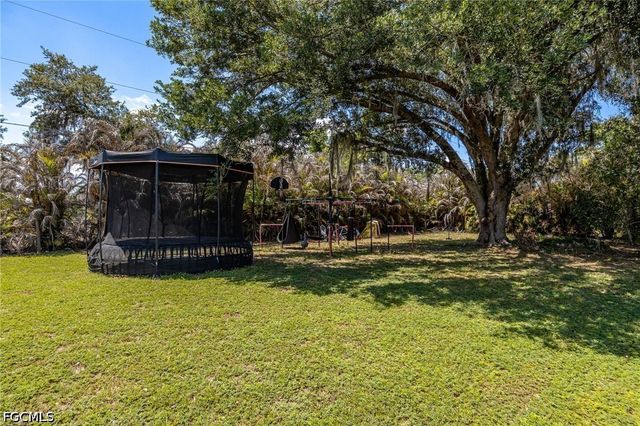 5060 Melaluca DR, Fort Myers, FL 33905