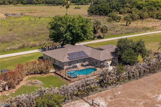 5060 Melaluca DR, Fort Myers, FL 33905