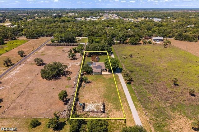 5060 Melaluca DR, Fort Myers, FL 33905