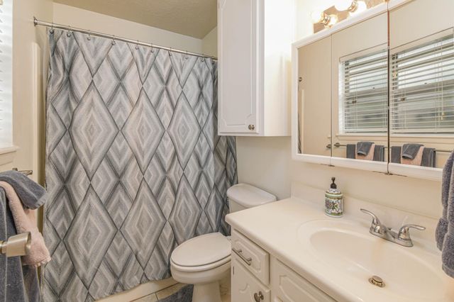 3706 Edgefield Drive, Pasadena, TX 77503