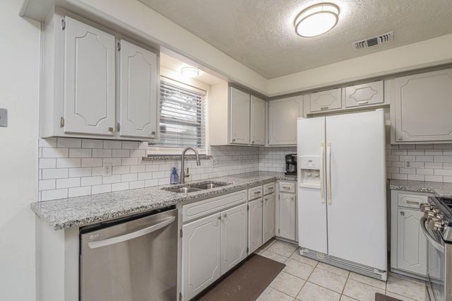 3706 Edgefield Drive, Pasadena, TX 77503