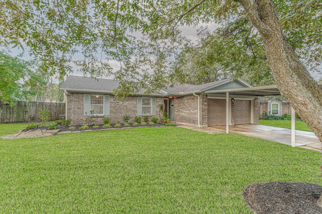 3706 Edgefield Drive, Pasadena, TX 77503