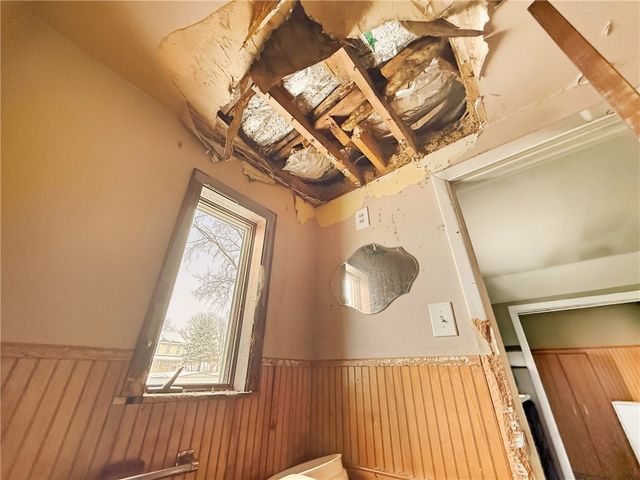 1513 Sycamore Ln, Mt Pleasant Twp, PA 15666