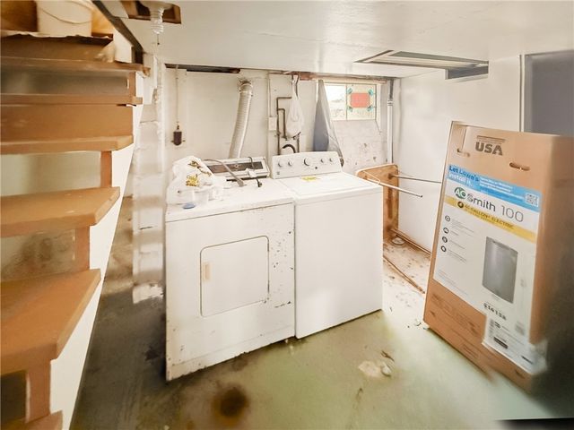 1513 Sycamore Ln, Mt Pleasant Twp, PA 15666