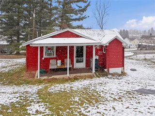 1513 Sycamore Ln, Mt Pleasant Twp, PA 15666