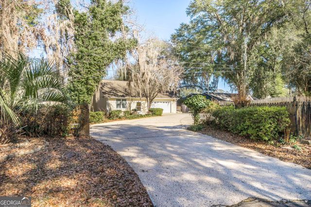 240 Mossland Drive, Perry, GA 31069