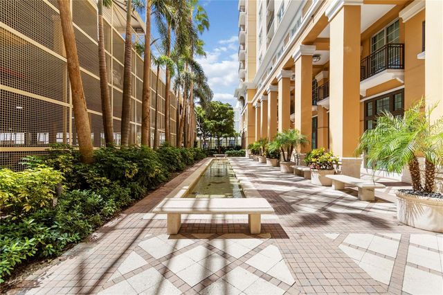 750 N TAMIAMI TRAIL 1005, Sarasota, FL 34236