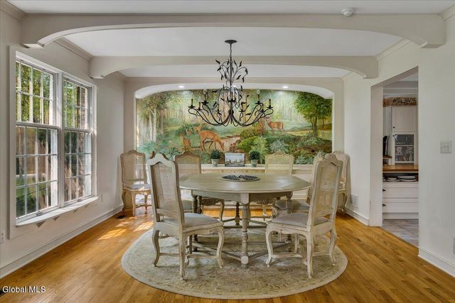 12 Hickory Hollow Road, Queensbury, NY 12804