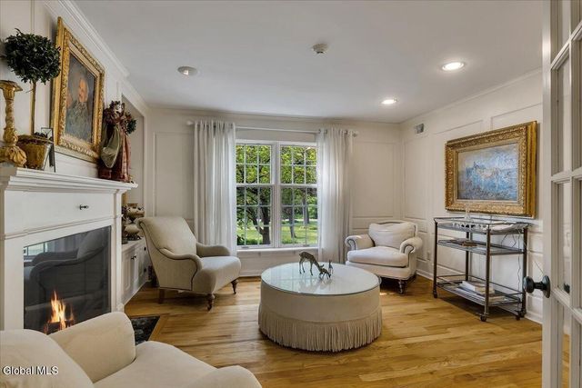 12 Hickory Hollow Road, Queensbury, NY 12804