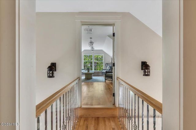 12 Hickory Hollow Road, Queensbury, NY 12804