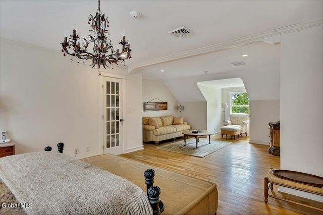 12 Hickory Hollow Road, Queensbury, NY 12804