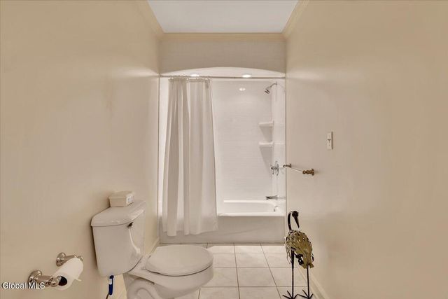 12 Hickory Hollow Road, Queensbury, NY 12804