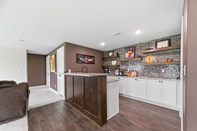226 S Wellcrest, Goddard, KS 67052