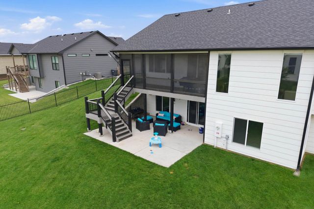 226 S Wellcrest, Goddard, KS 67052