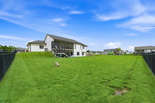 226 S Wellcrest, Goddard, KS 67052