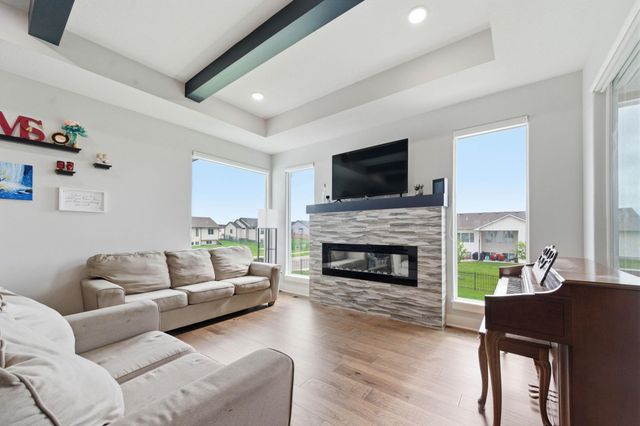 226 S Wellcrest, Goddard, KS 67052
