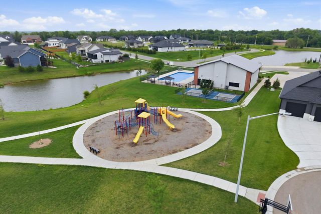 226 S Wellcrest, Goddard, KS 67052