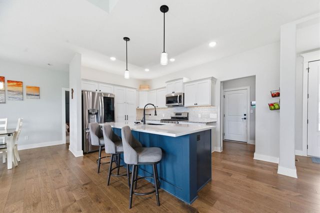 226 S Wellcrest, Goddard, KS 67052